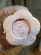 Load image into Gallery viewer, Aromatherapy Shower Steamers